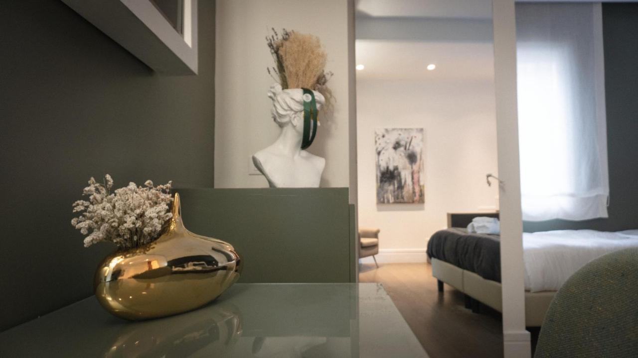 Xenia Luxury Rooms Реджо-ди-Калабрия Экстерьер фото